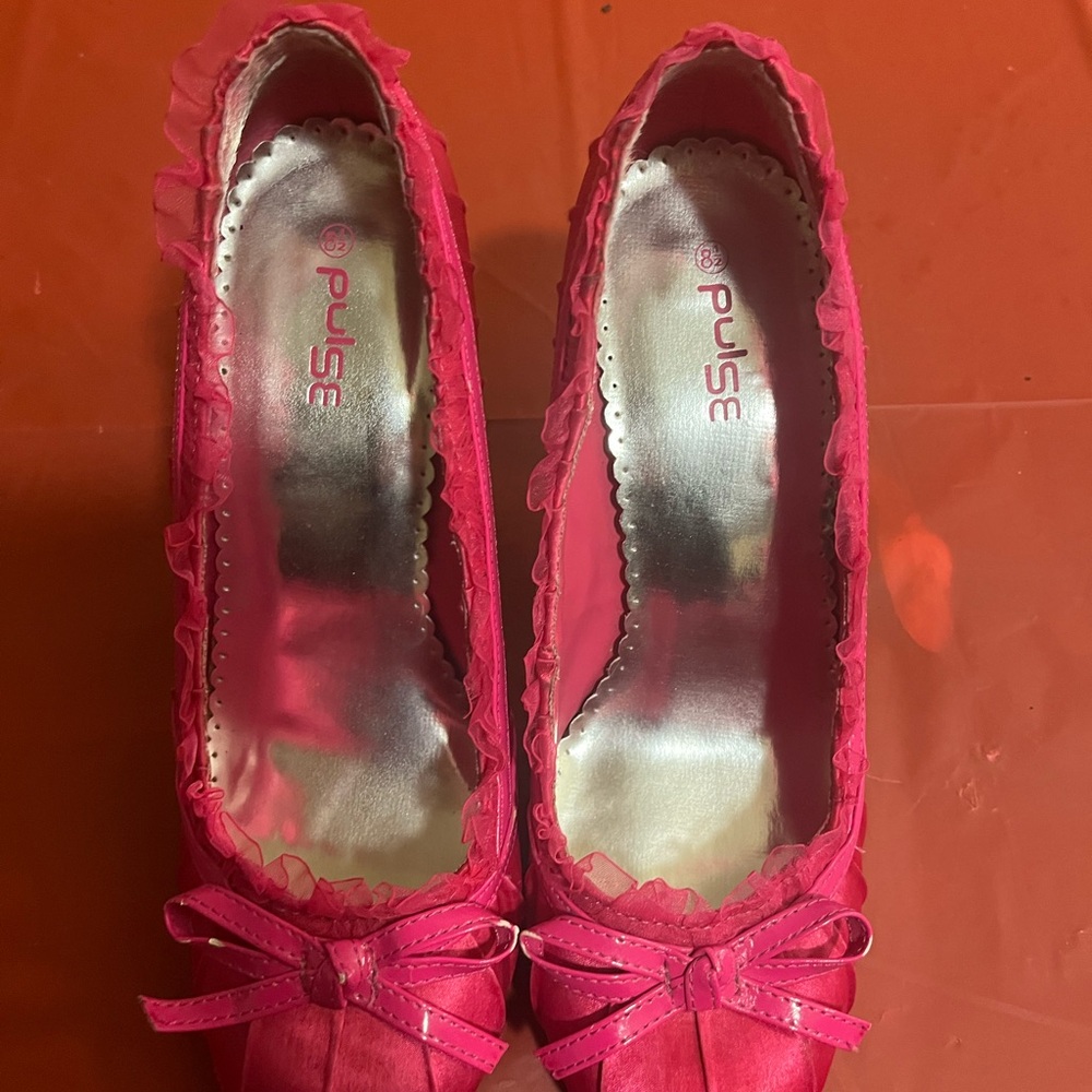 Pulse Women's Pink Ballet heels used